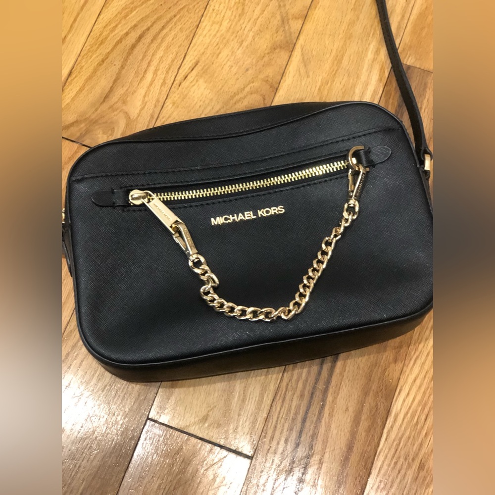 Michael Kors jet set Ew crossbody